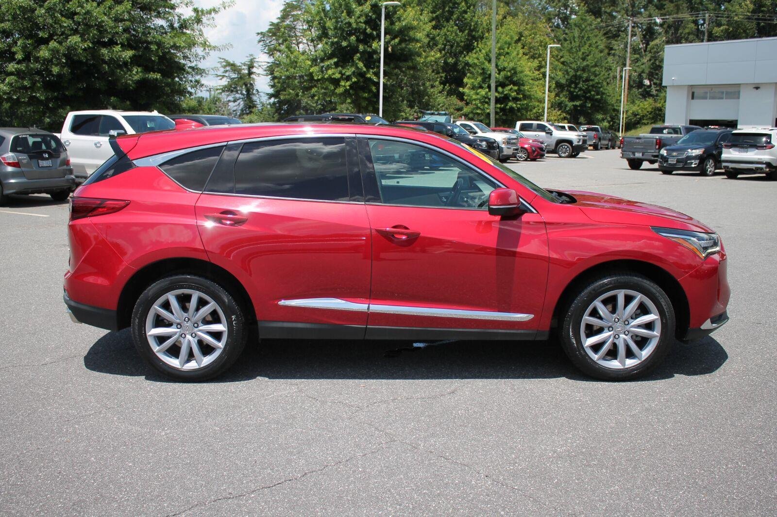 Used 2023 Red Acura SH-AWD image 9