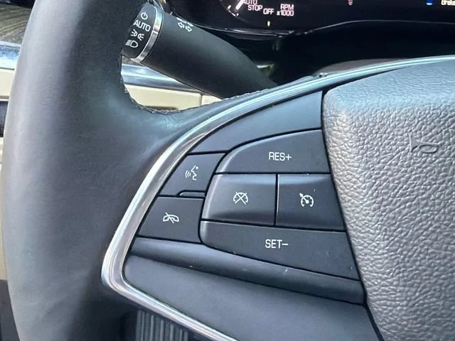 Used 2017 STELLAR BLACK METALLIC Cadillac FWD image 25