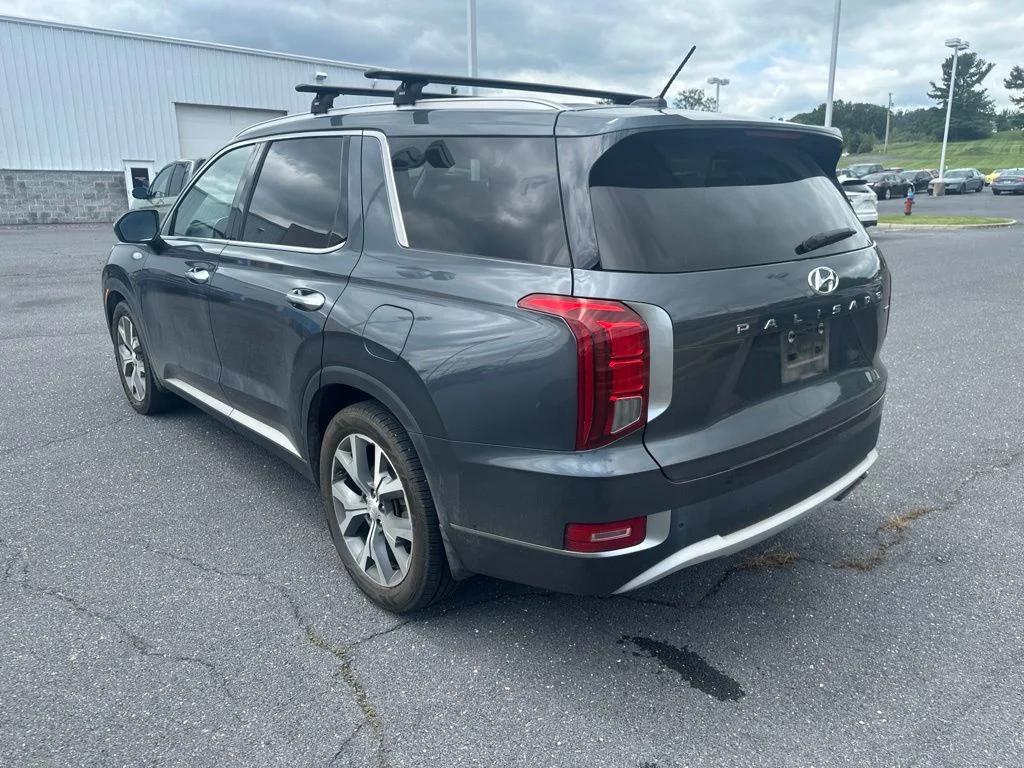 Used 2020 Graphite Hyundai SEL image 7