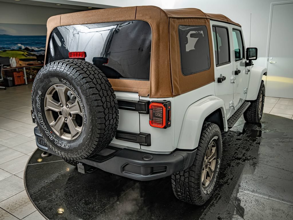 Used 2018 Bright White Clearcoat Jeep Unlimited Sport image 16