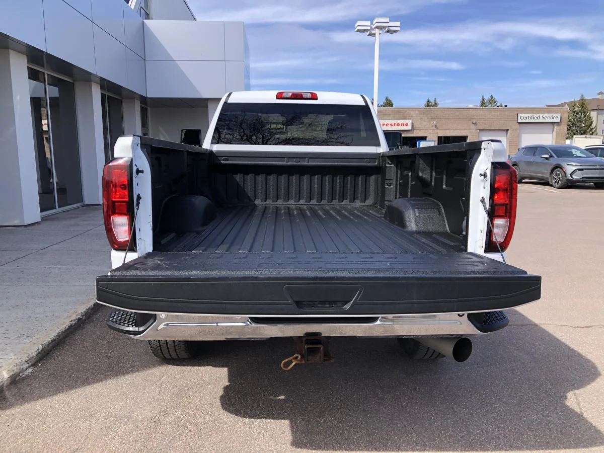 Used 2024 White GMC 4WD Reg Cab 142" Pro image 7