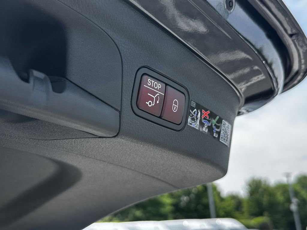 New 2026 Black Mercedes-Benz GLE 350 image 22
