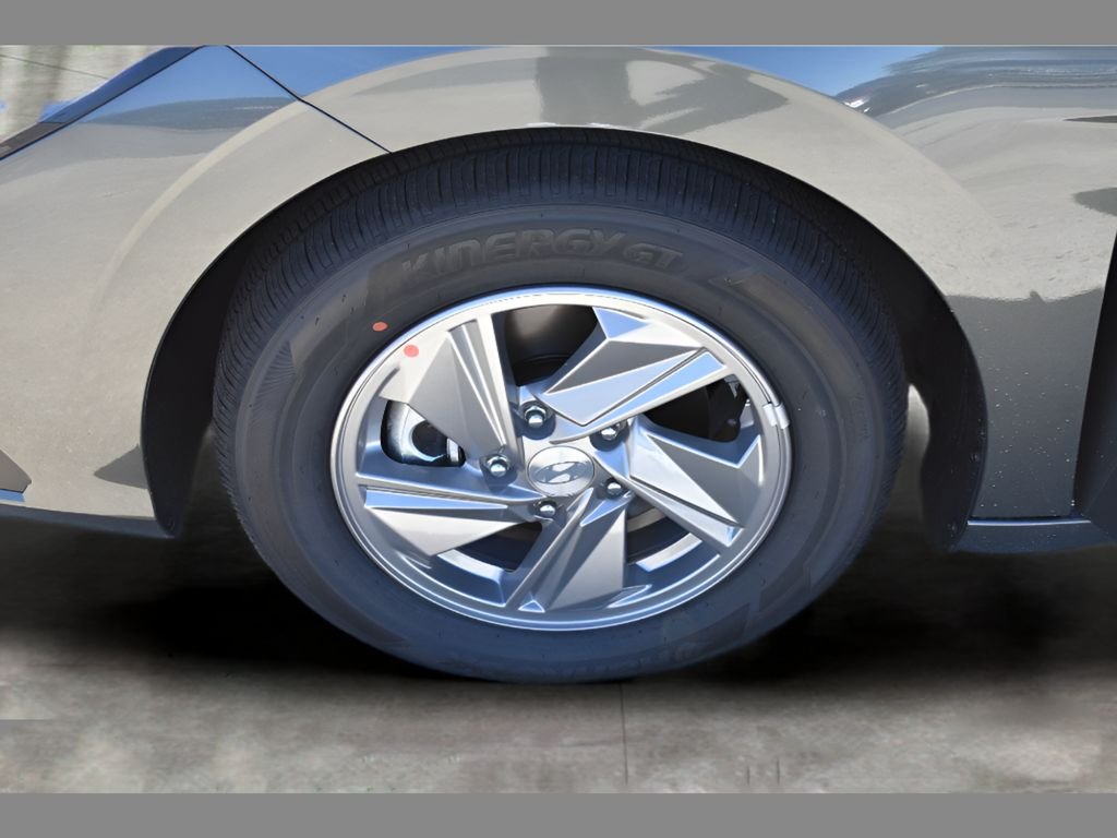 New 2026 Amazon Gray Hyundai SE image 34