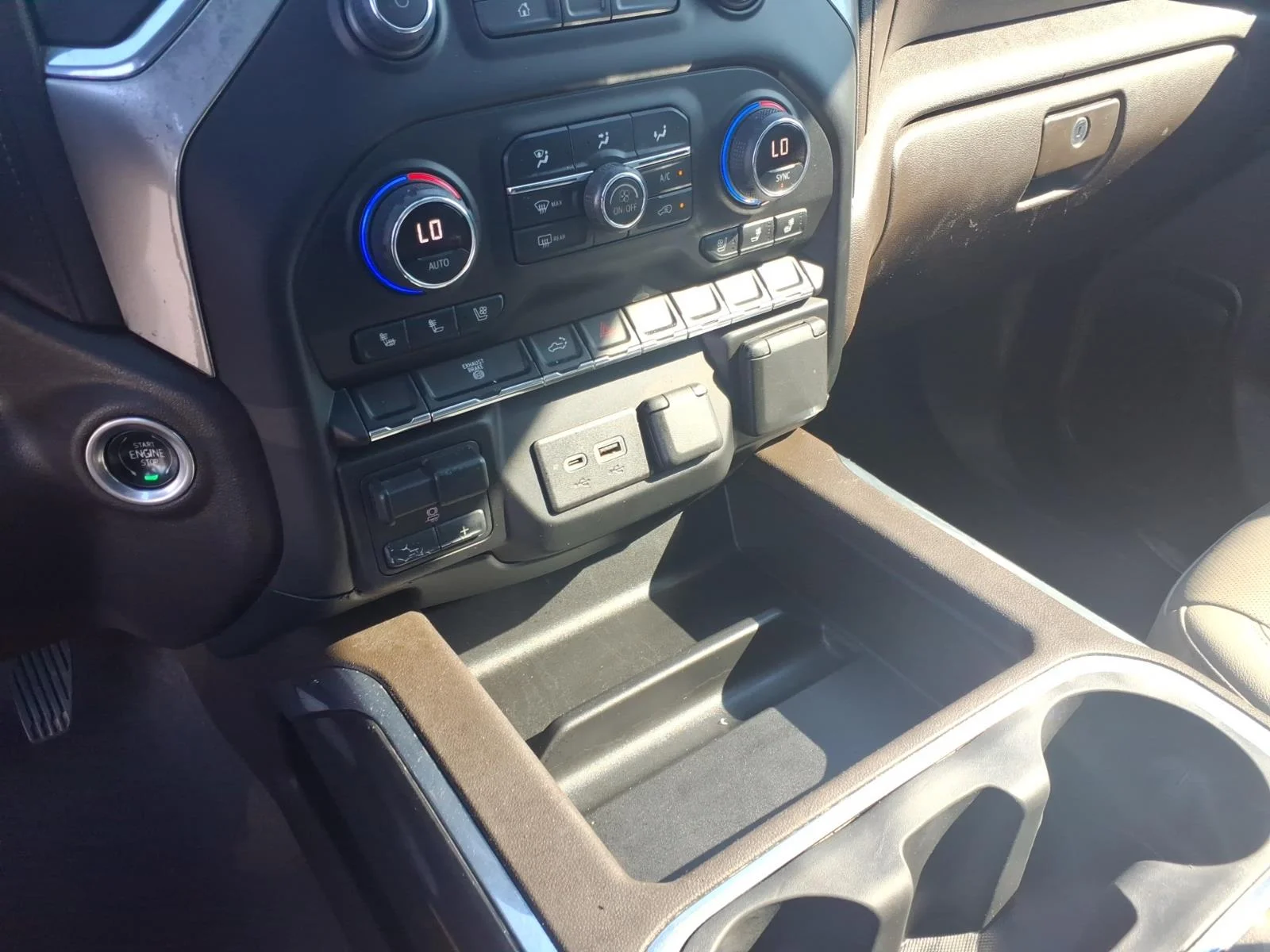 2021 Chevrolet Silverado 2500HD LTZ - Photo 20