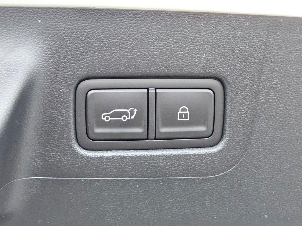 New 2026 White Hyundai Limited image 18