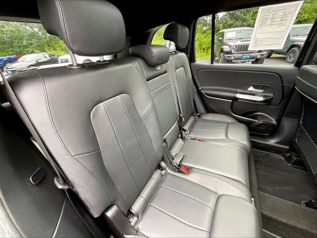 Used 2020 Cosmos Black Metallic Mercedes-Benz GLB 250 image 15