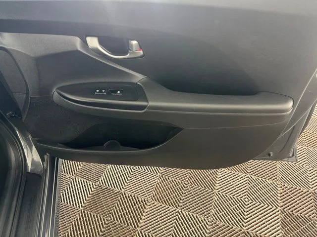 Used 2019 Gray Hyundai 2.0 image 24