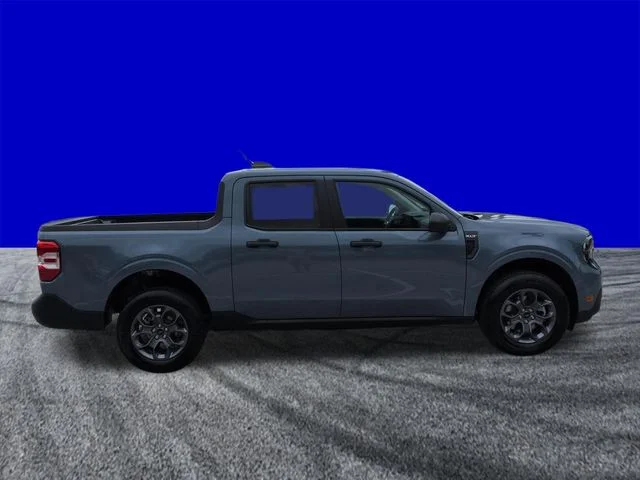 New 2026 Gray Ford XLT image 3