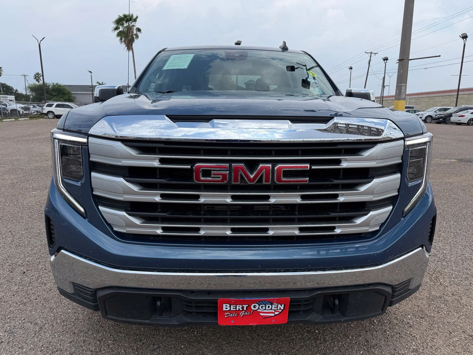 Used 2024 Blue GMC SLE image 2