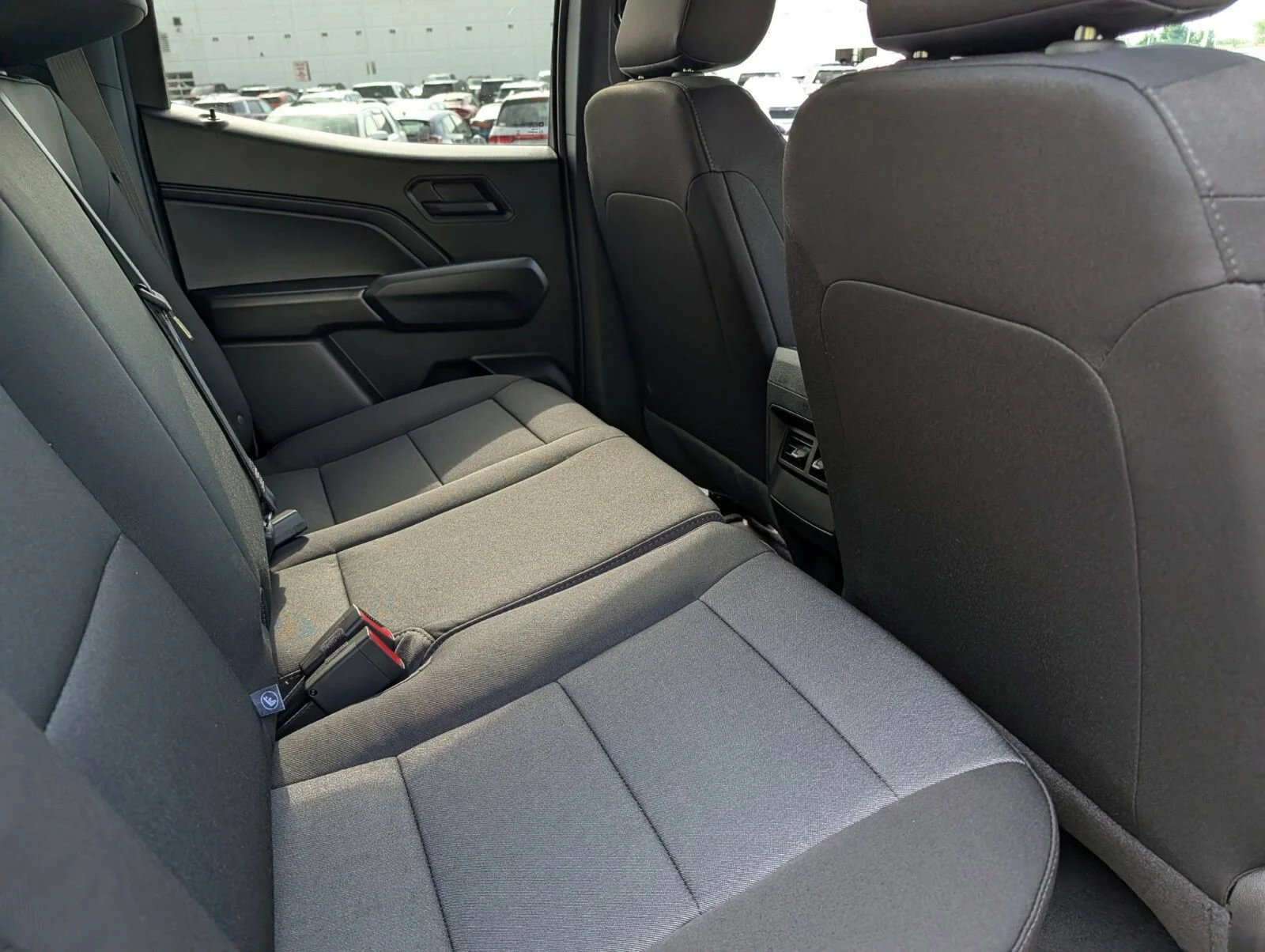 2026 Chevrolet Colorado Trail Boss - Photo 23