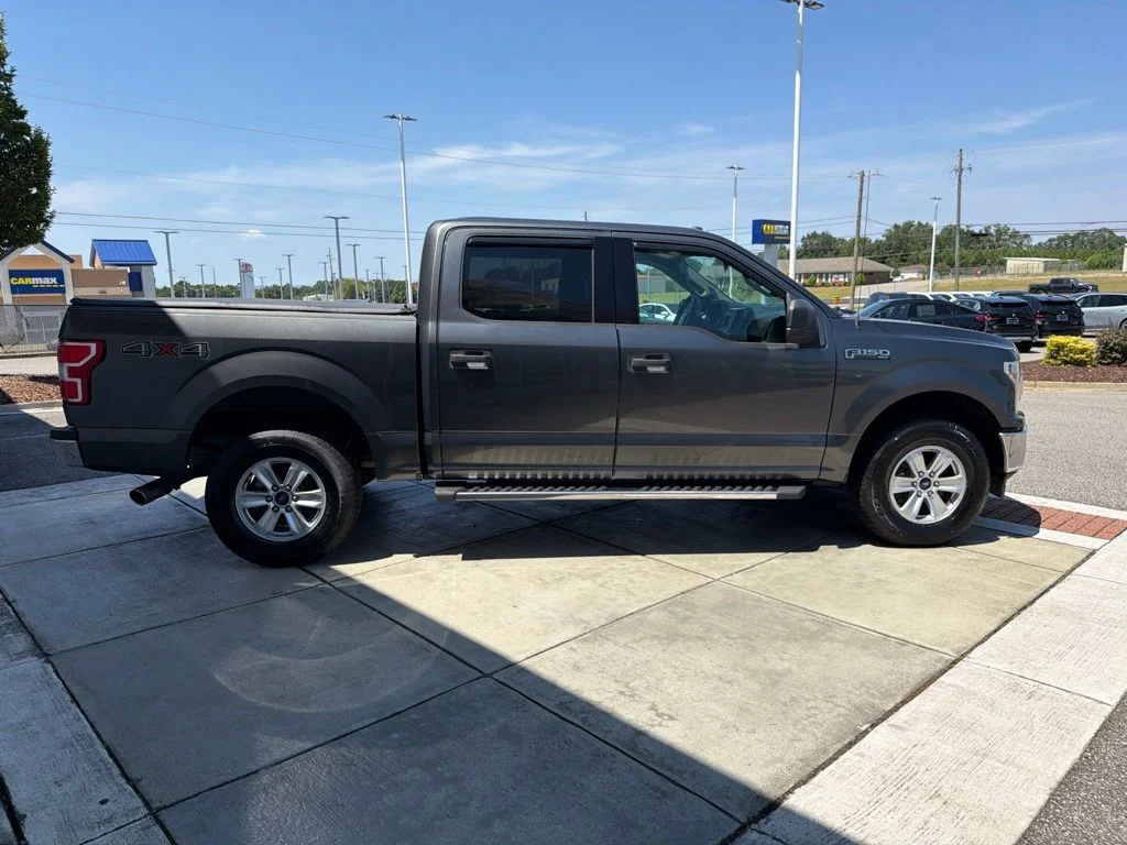 Used 2018 Gray Ford XLT image 7