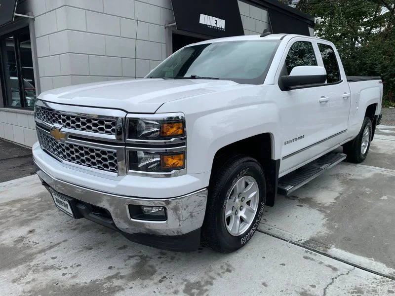 Used 2015 White Chevrolet LT Pickup 4D 6 1/2 ft image 2