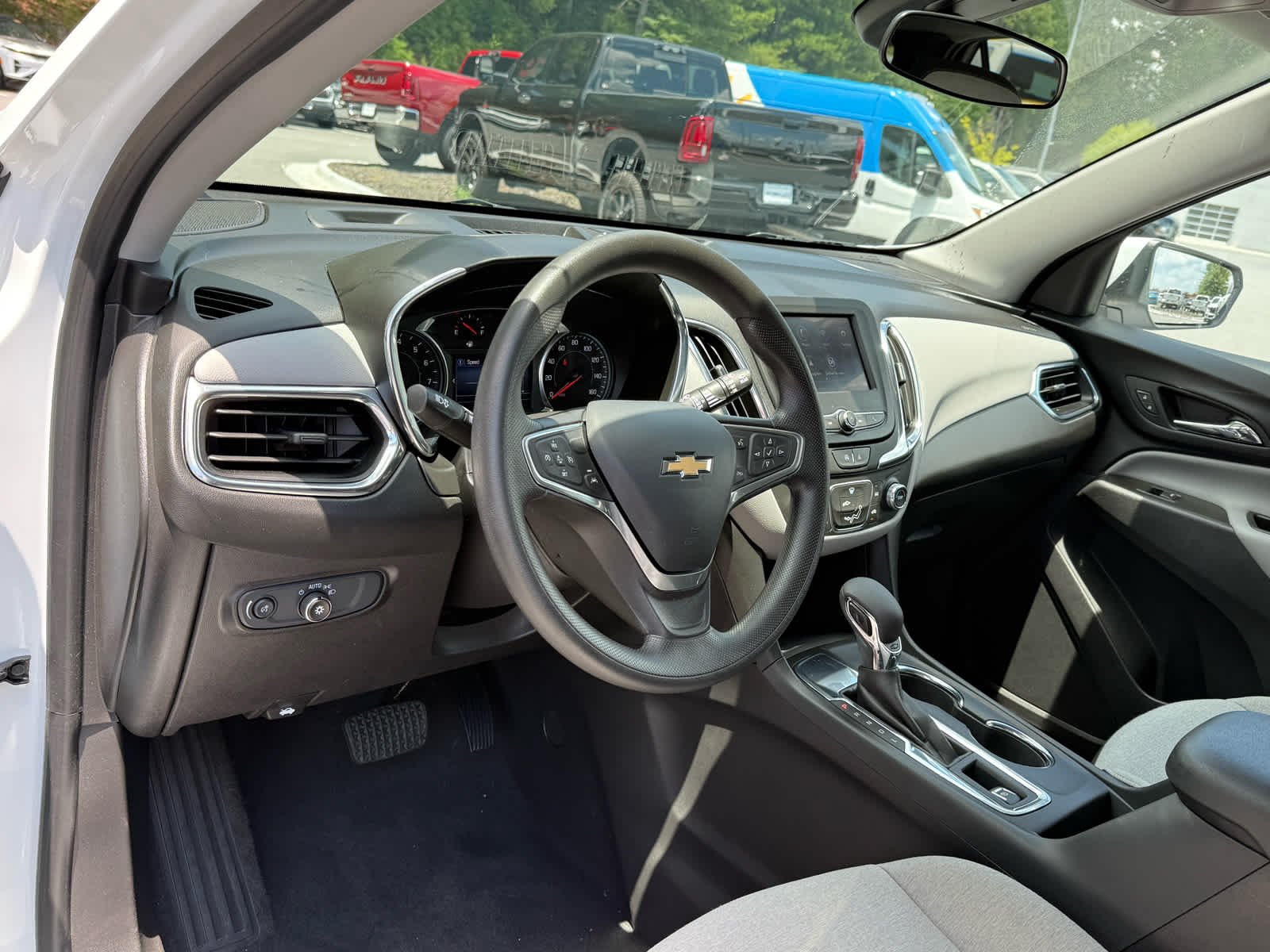 Used 2023 Summit White Chevrolet LT image 15