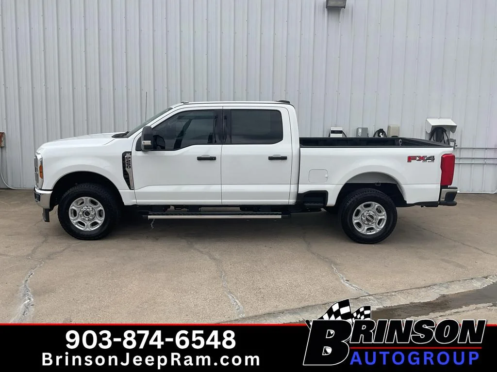 Used 2026 OXFORD WHITE Ford XLT image 4