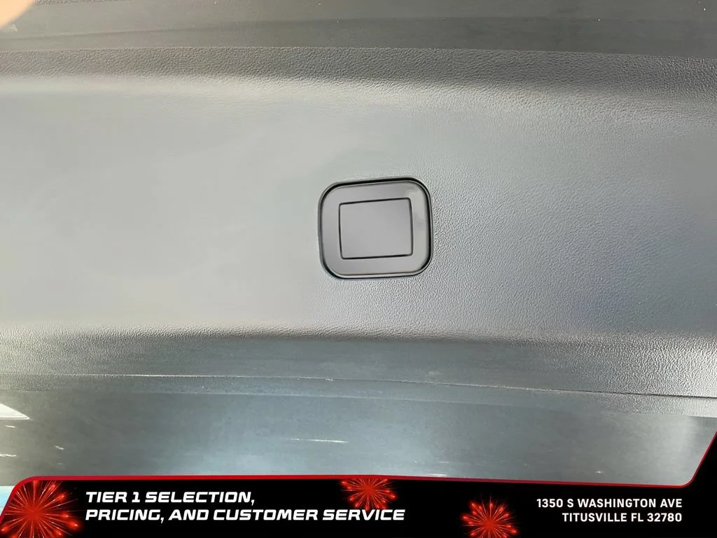 Used 2026 Nimbus Metallic Cadillac Sport image 24