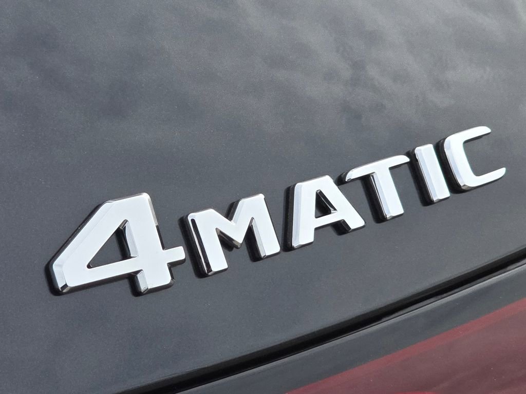 New 2026 Graphite Grey Metallic Mercedes-Benz GLC 300 image 43