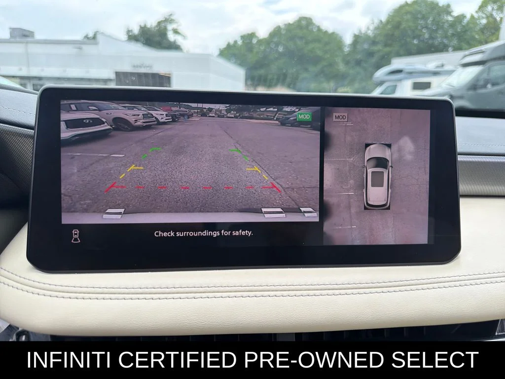 Certified Used 2023 Majestic White INFINITI LUXE image 8