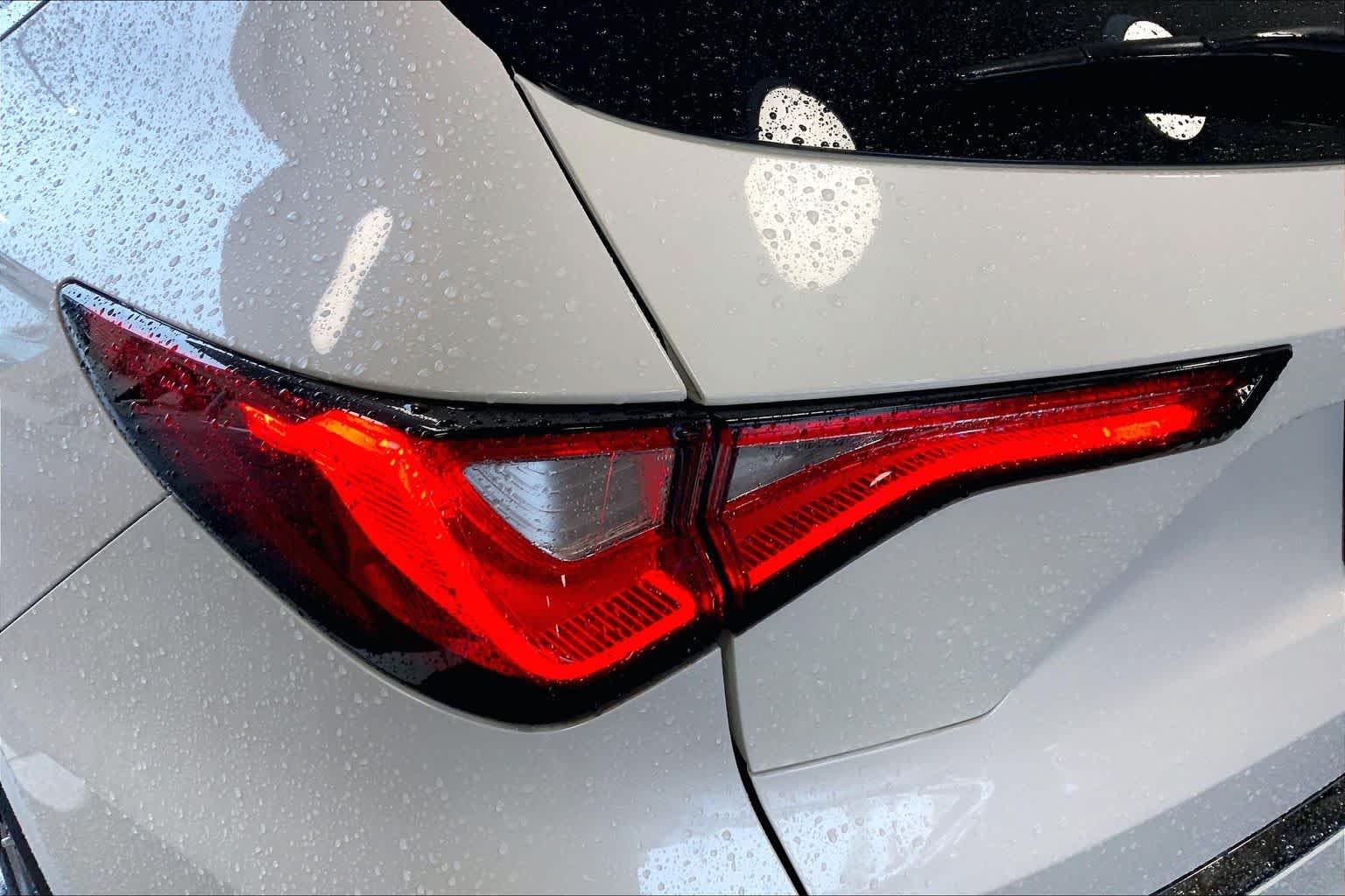Used 2023 Platinum White Pearl Acura  image 24