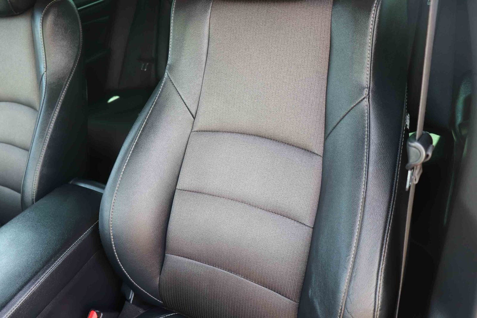 Used 2020 San Marino Red Honda Sport image 31
