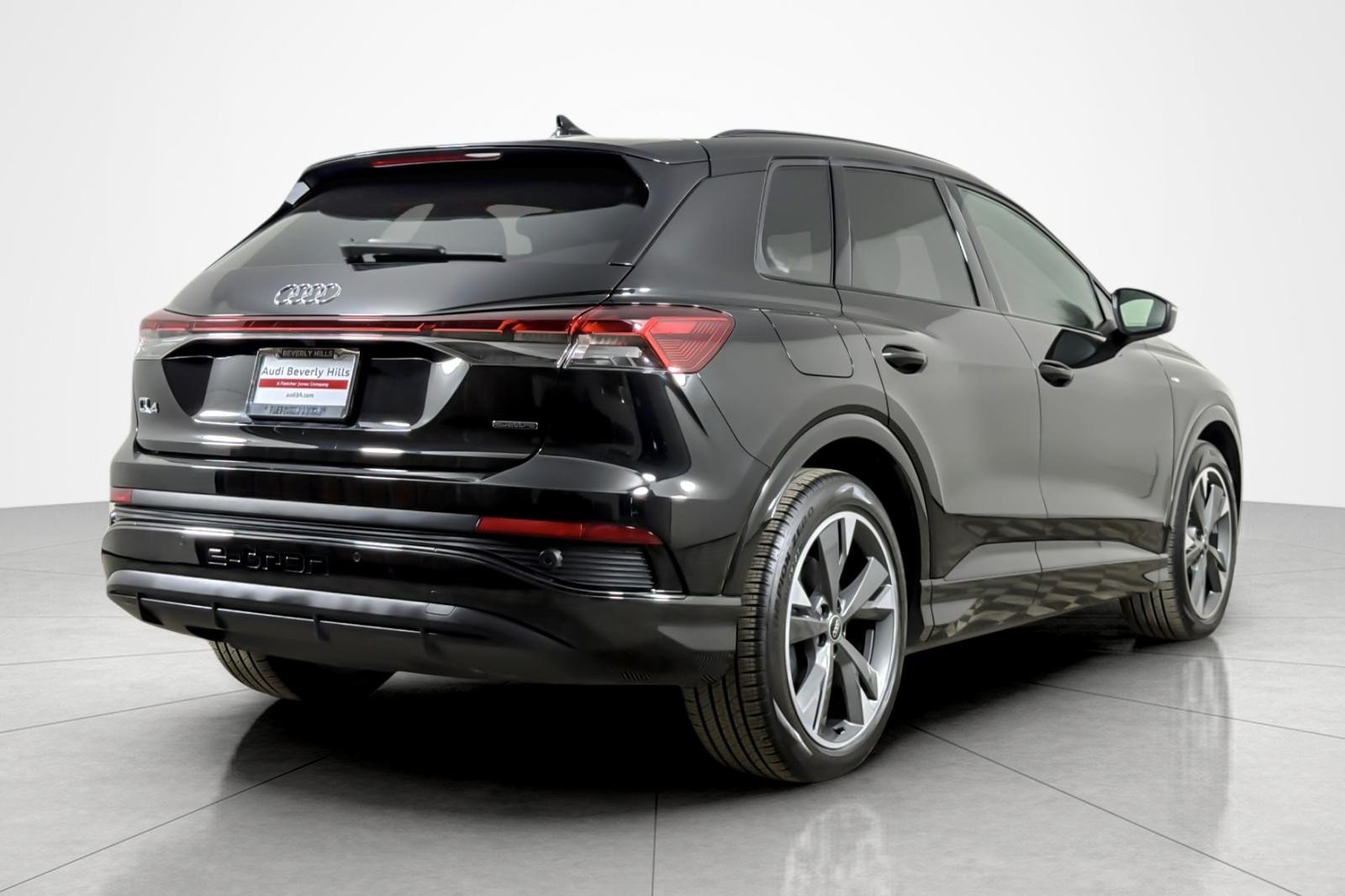 Used 2024 Mythos Black Metallic Audi Premium 55 quattro image 5