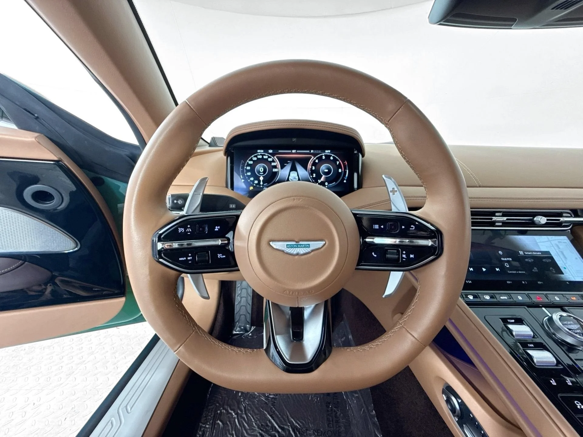 Used 2024 Q Iridescent Emerald Aston Martin  image 10