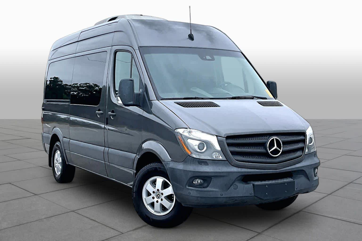 Used 2018 Graphite Gray Metallic Mercedes-Benz  image 2