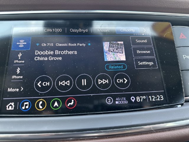 Used 2021 Gray Buick Avenir image 21