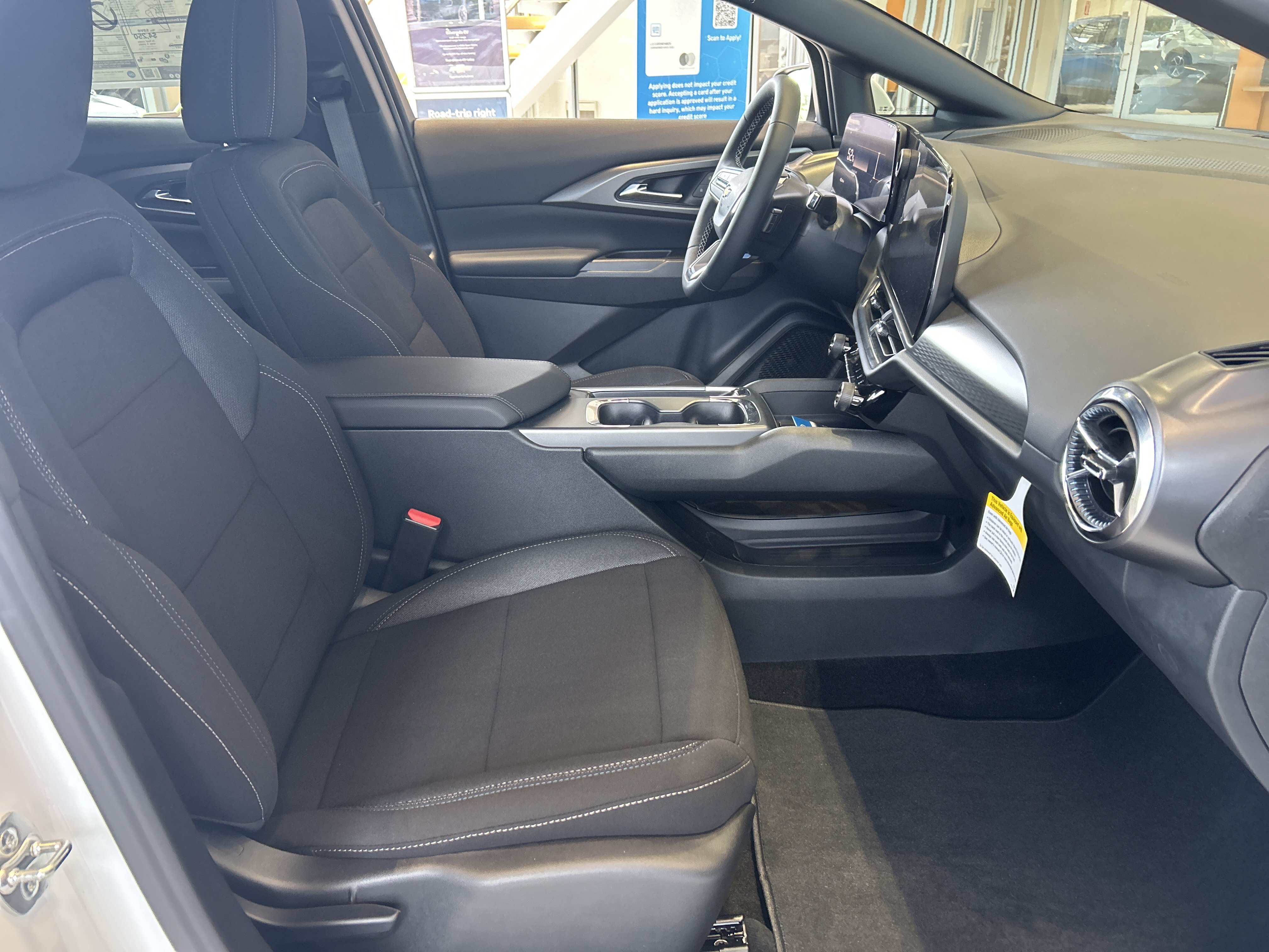 2026 Chevrolet Equinox EV 1LT - Photo 10