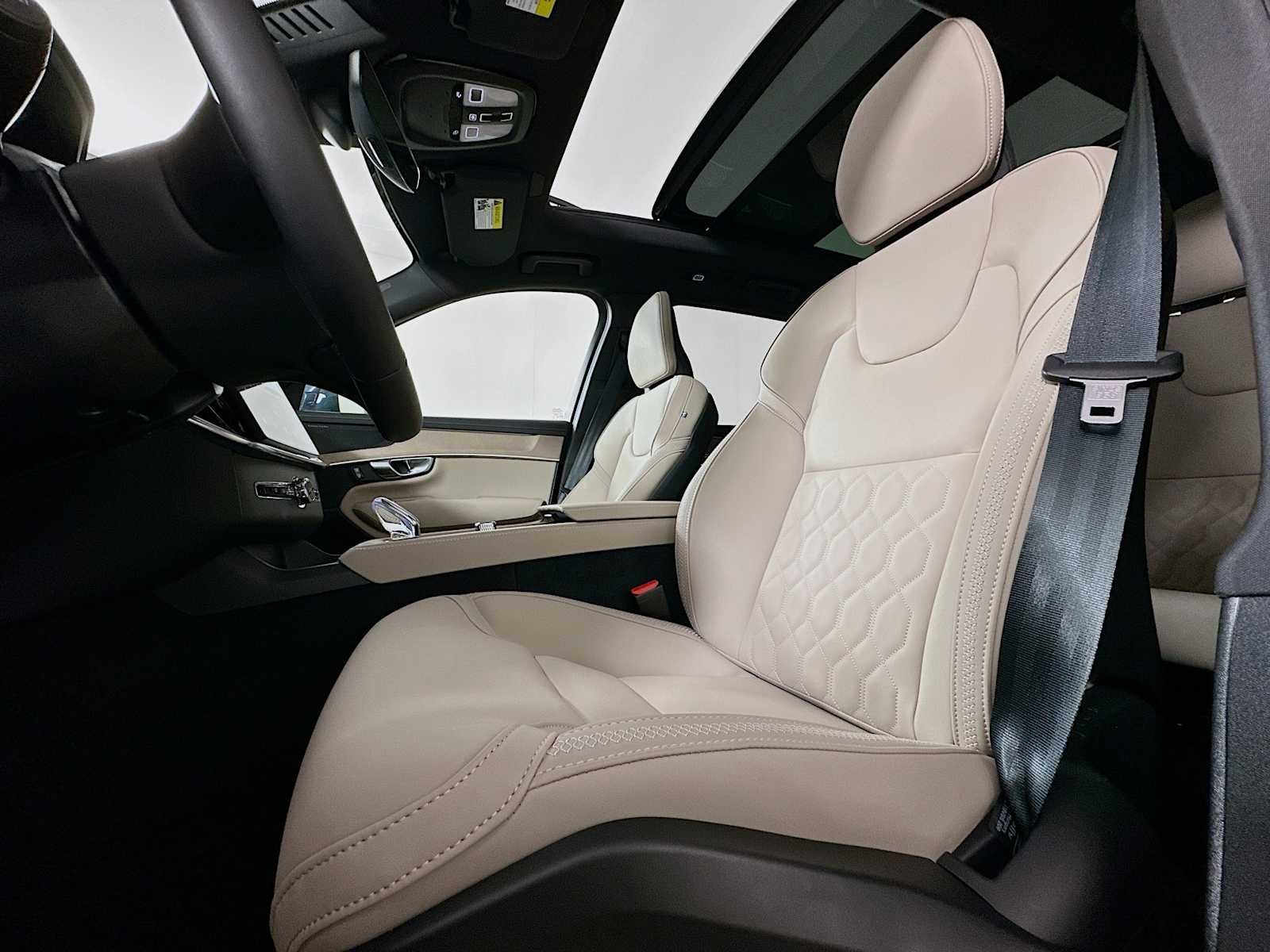 New 2026 Denim Blue Volvo Plus image 19
