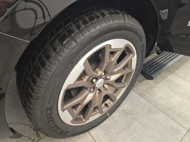 New 2027 Agate Black Metallic Ford King Ranch® image 47