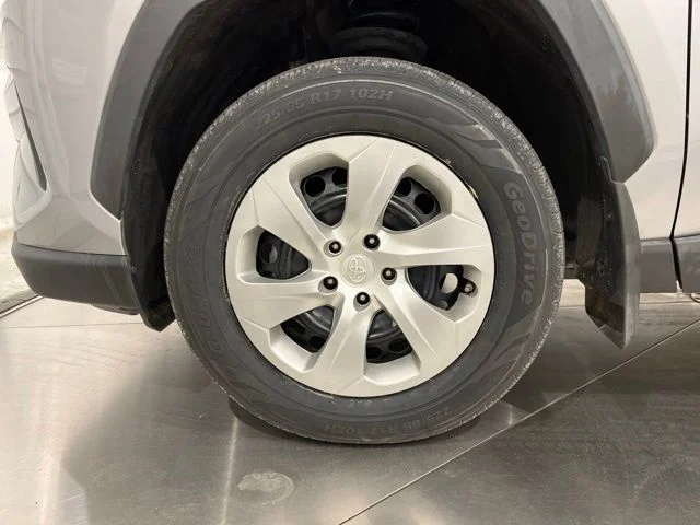 Certified Used 2023 Silver Sky Metallic Toyota LE image 19