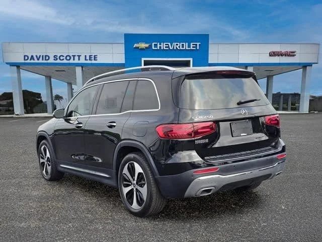 Used 2024 Black Mercedes-Benz GLB 250 image 12