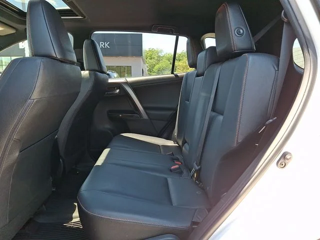 Used 2018 White Toyota SE image 11
