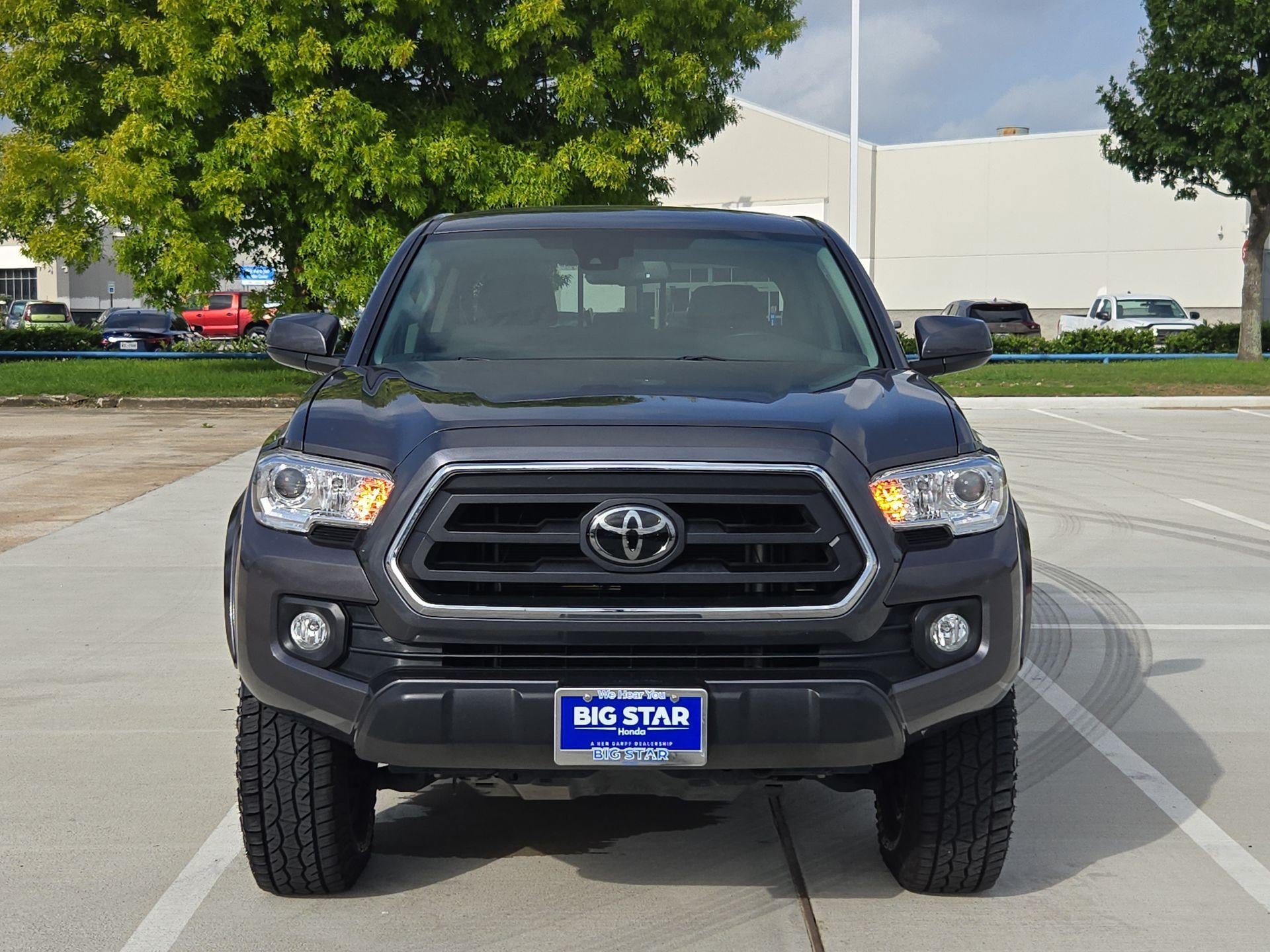 Used 2021 Magnetic Gray Metallic Toyota SR5 image 9
