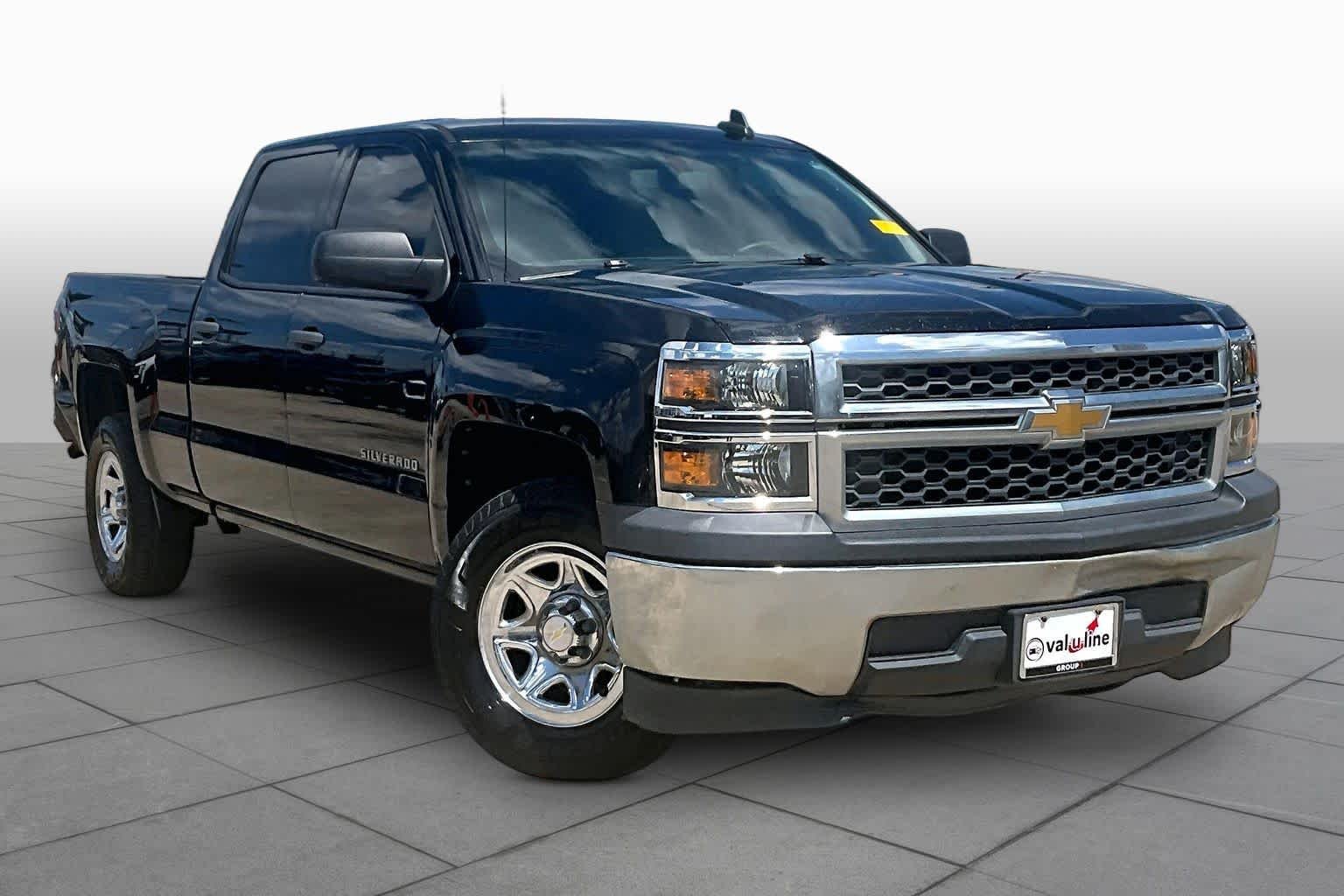 Used 2015 Black Chevrolet LS image 2