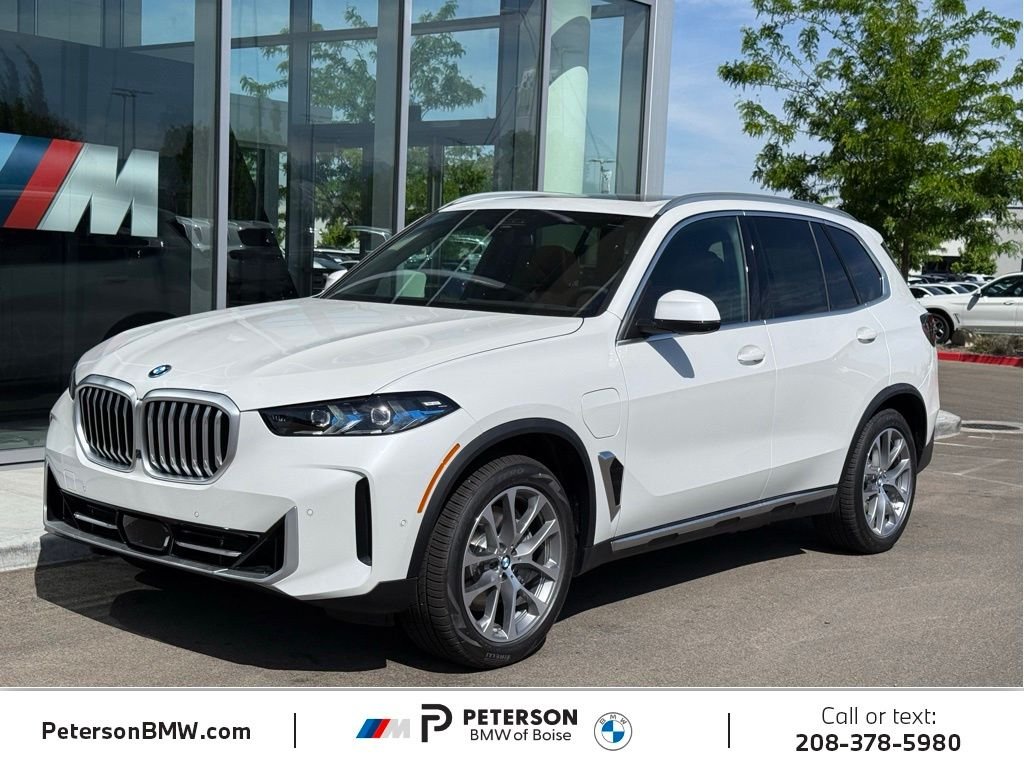 2026 BMW X5 xDrive50e's photo