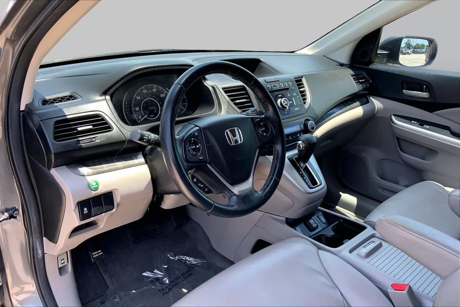 Used 2013 Alabaster Silver Metallic Honda EX-L image 18