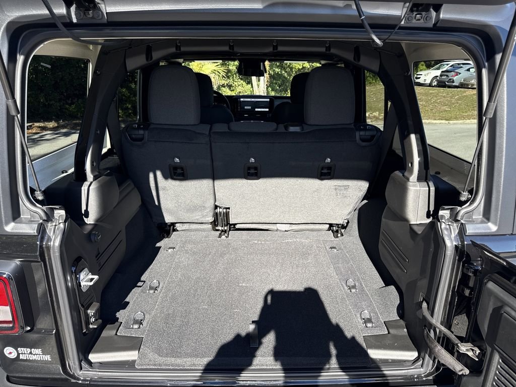 New 2026 Black Clear-Coat Exterior Paint Jeep Sport S image 32