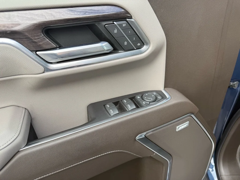 2023 Chevrolet Silverado 1500 LTZ - Photo 18