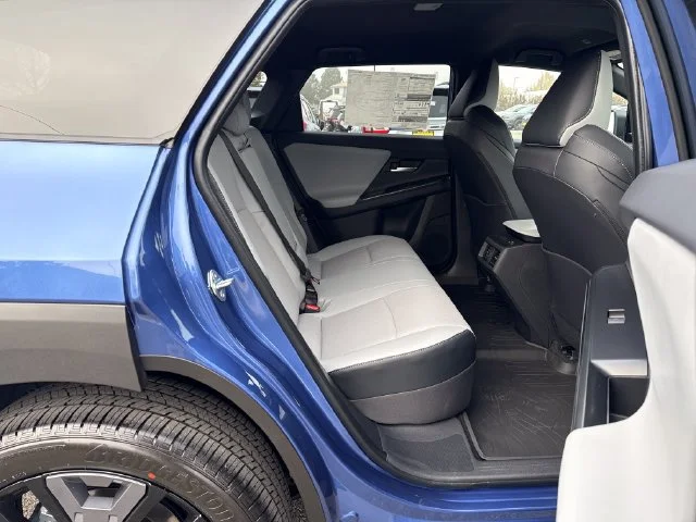 New 2027 DAYBREAK BLUE PEARL Subaru Limited image 13