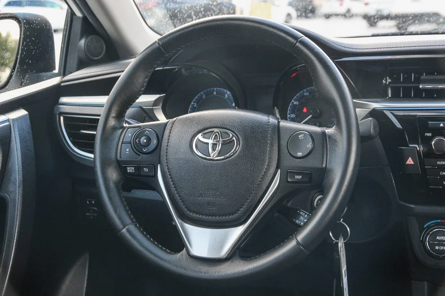 Used 2014 White Toyota S Plus image 15