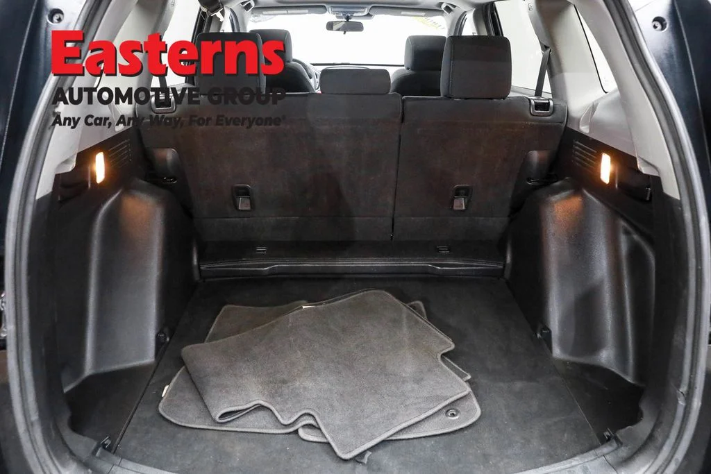 Used 2022 Black Honda EX image 8