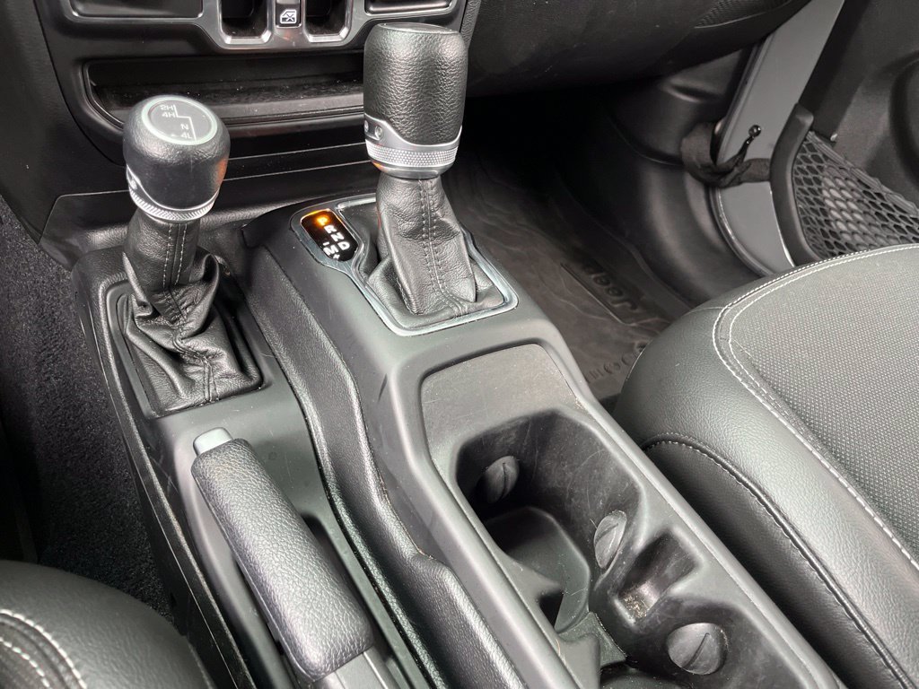Used 2023 Gray Clearcoat Jeep Freedom Edition image 38
