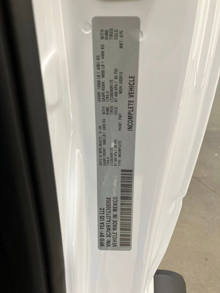 New 2026 Bright White Clear-Coat Exterior Paint RAM Tradesman image 29