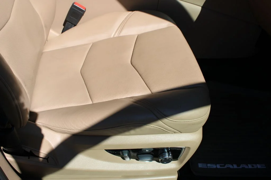 Used 2020 Black Cadillac Platinum Edition image 16