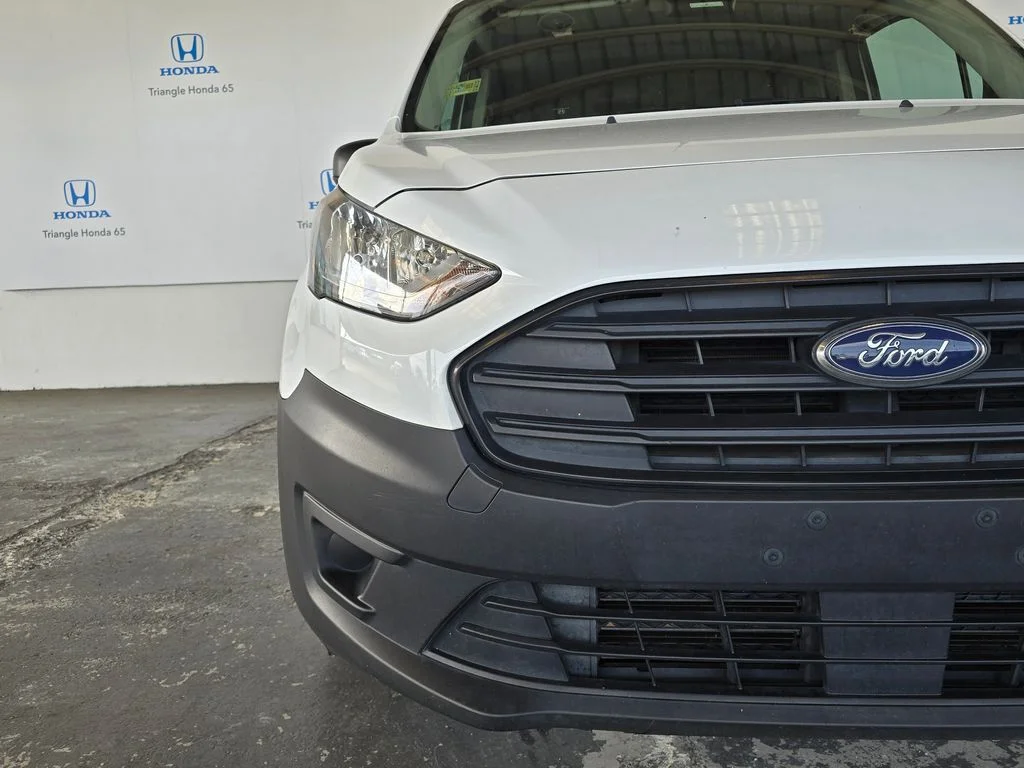 Used 2023 White Ford XL image 21