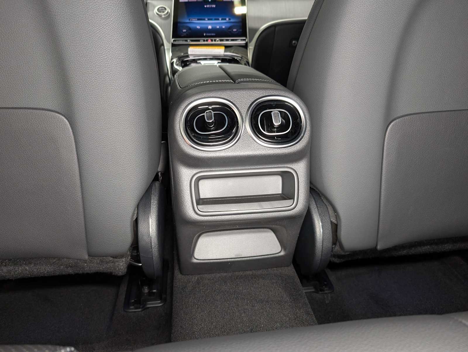 New 2026 Black Mercedes-Benz GLC 300 image 18
