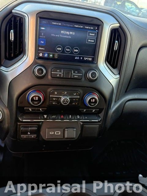 Used 2022 Summit White Chevrolet LT image 10