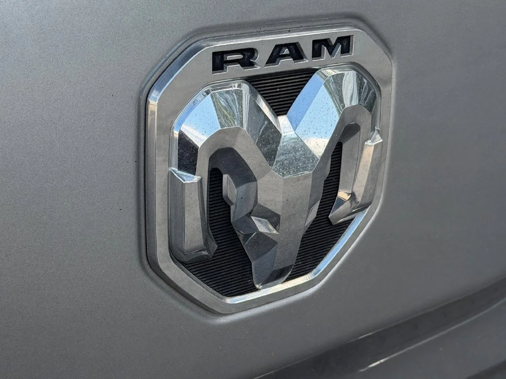 Used 2022 Silver Ram Big Horn/Lone Star image 9