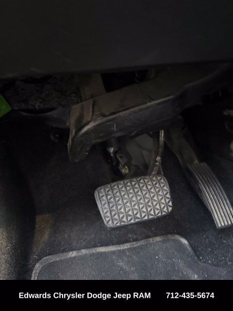 Used 2024 Black Chevrolet LT image 27